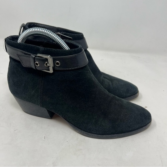 Aquatalia suede black ankle boots size 6.5 - Picture 1 of 7